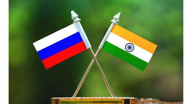 യു.എസ് ഉപരോധം : റഷ്യൻ എണ്ണ കുറയ്ക്കാൻ ഇന്ത്യൻ കമ്പനികൾ,​ഇറക്കുമതി താത്ക്കാലികമായി നിറുത്തിവച്ച് റിലയൻസ്