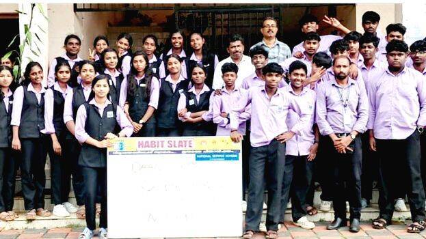 ഗവ. സ്കൂളിൽ നിന്ന് പാവങ്ങൾക്ക് 10 ലക്ഷത്തിന്റെ പുതുവസ്ത്രം, കൈകോർത്തത് എൻ.എസ്.എസ് യൂണിറ്റും വ്യാപാരികളും