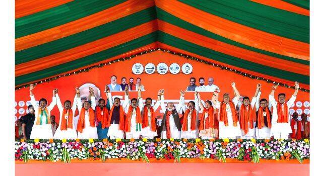 ബീഹാറിൽ മോദിയുടെ തിരഞ്ഞെടുപ്പ് റാലി, നിതീഷിന്റെ നേതൃത്വത്തിൽ എൻ.ഡി.എ റെക്കാഡ് വിജയം നേടും