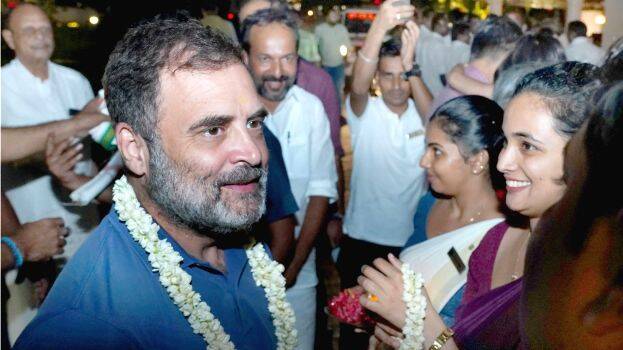 മഹാഐക്യം പ്രകടമാക്കി സംയുക്തറാലി, വോട്ടിനായി നാടകം കളിക്കാനും മോദി മടിയ്ക്കില്ല: രാഹുൽ