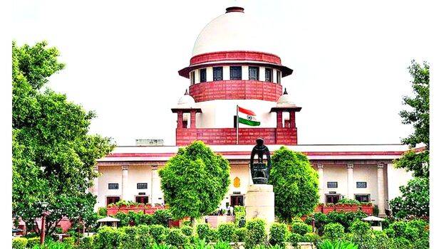 തെരുവുനായ പ്രശ്‌നത്തിൽ നിർണായക ഉത്തരവ് വെള്ളിയാഴ്ച സുപ്രീം കോടതിയിൽ ഭൂരിഭാഗം ചീഫ് സെക്രട്ടറിമാരും ഹാജരായി കേരള ചീഫ് സെക്രട്ടറിക്ക് ഇളവ്